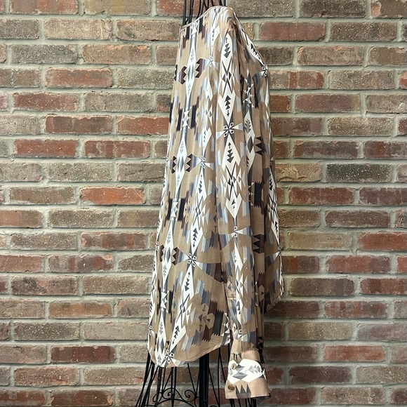 Dora Landa 100% Silk Long Sleeved Sheer Aztec Print Blouse Size Large - Picture 4 of 7